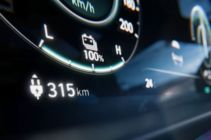 Hyundai Inster entry-level e-SUV teased ahead of June 27 debut